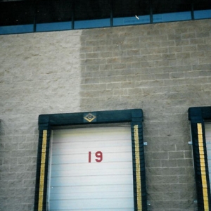 concrete-building-cleaning-2